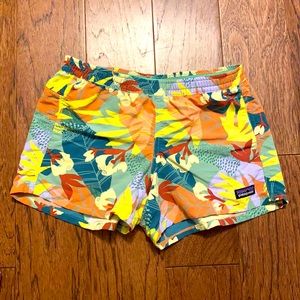 Girl size XL Patagonia shorts